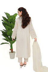 Ivory Glow – Stitched Embroidered Lawn 3 Piece