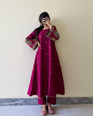 Zincorus Embroidered 2PC